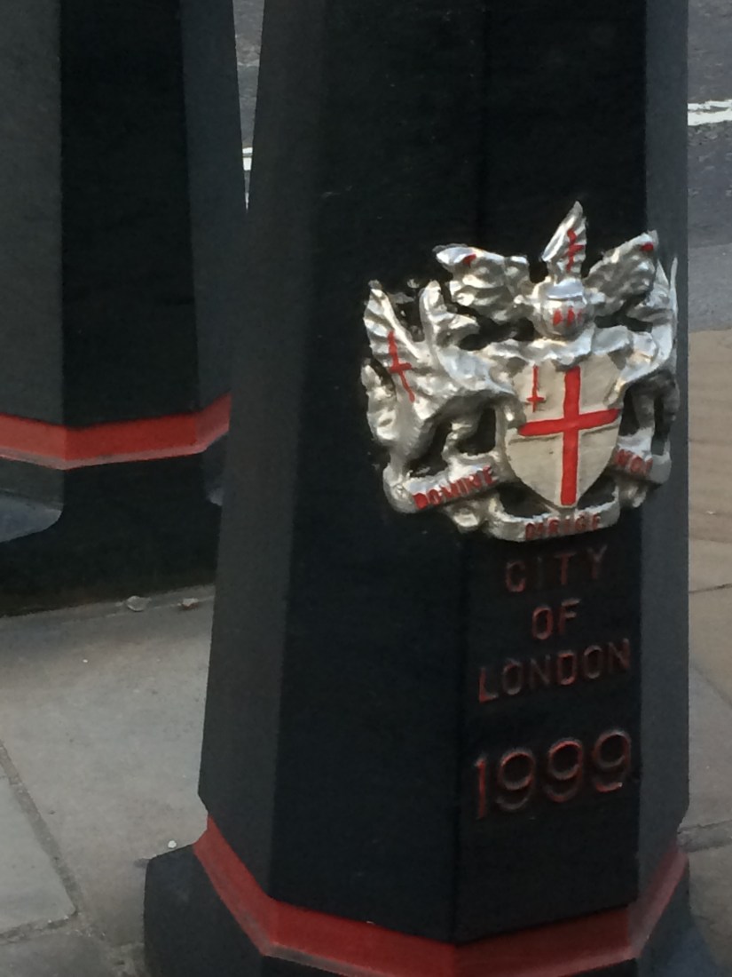 And the crest was also posted all over.