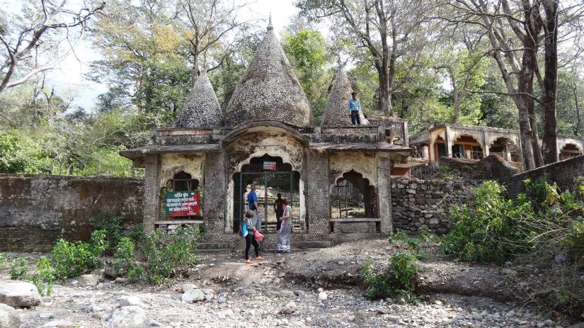 This is the entrance to the ashram.  Like I said, it's abandoned, but for a small fee you can get in with the guy who has the key to the lock on the gate.  It's his lock, by the way.